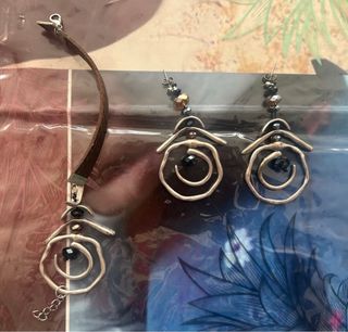 CONJUNTO PENDIENTES Y PULSERA PLATA Y NEGRO
