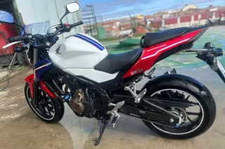 Honda CB 500 F Naked Moto