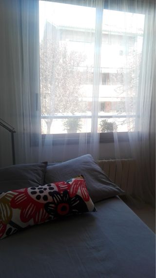 Gran habitación con baño privado