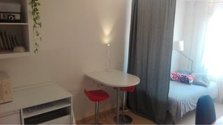 Gran habitación con baño privado