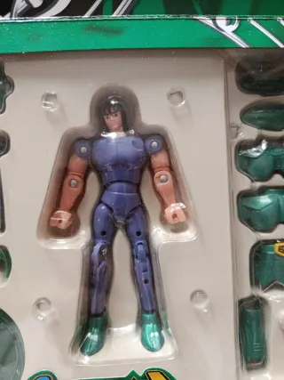 Figura Shiryu Dragón Bandai Caballeros del Zodiaco