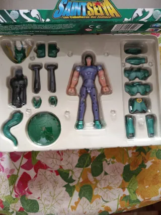 Figura Shiryu Dragón Bandai Caballeros del Zodiaco