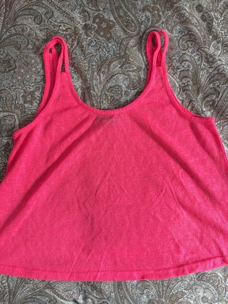 Camiseta tirantes rosa