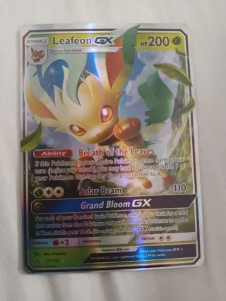 Carta Pokémon Leafeon GX 13/156