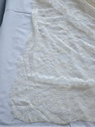 Mantilla de madrina grande 220x 100cm beige