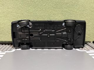 Bburago Alfa Romeo 75 Guardia di Finanza 1:24