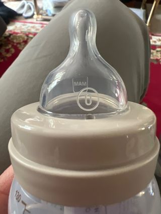 Biberón MAM Tetina 0 con chupete