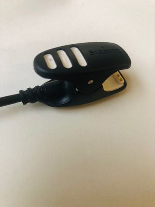 Suunto 5 Peak-GPS Doble Banda - Caja y Accesorios