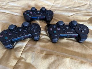 Playstation 3 320GB + 6 Controller + 30 Giochi