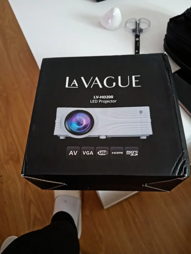 Proyector La Vague LV-HD200 LED