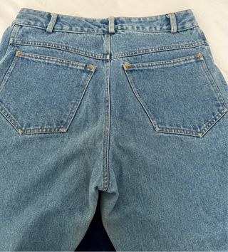 Pantalón vaquero vintage con pedrería