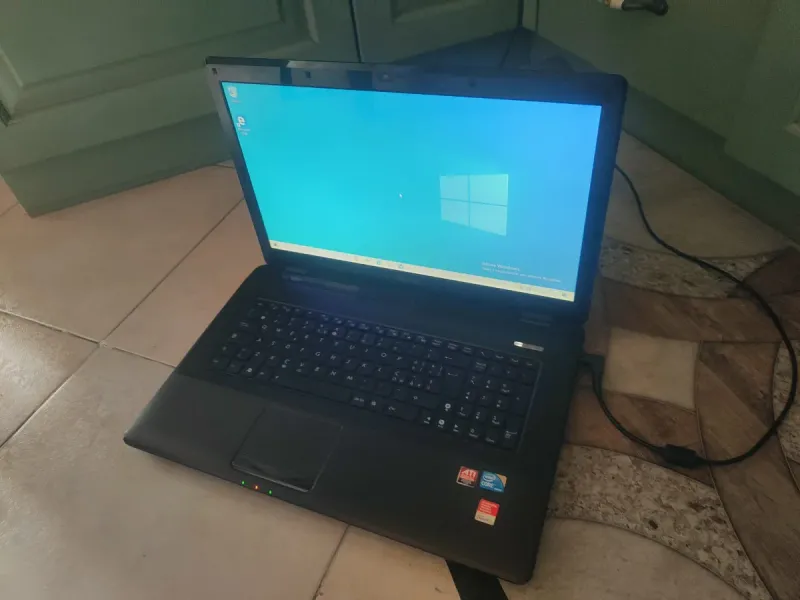 PC Asus x72j i5 ram 16gb ssd 256gb 17"
