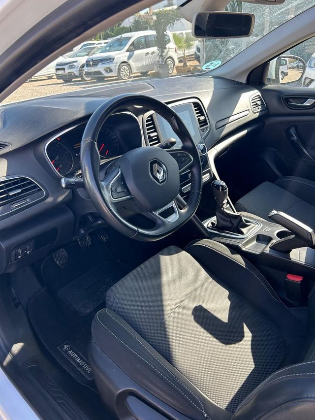 Renault Mégane S.T. Business Blue dCi 85 kW (115CV)