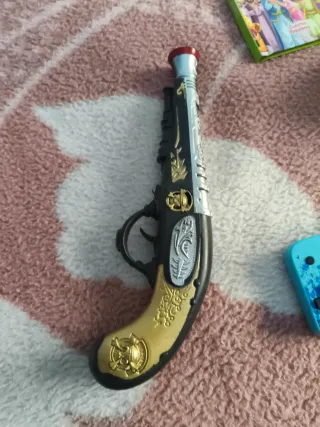 Pack Regalo Infantil: Consola, Arma y Coche