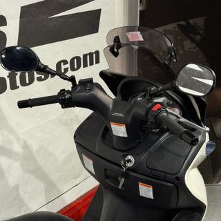 Suzuki Burgman 200 Executive