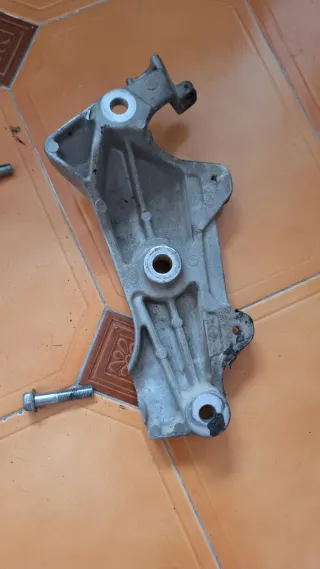 Soportes chasis Honda Hornet