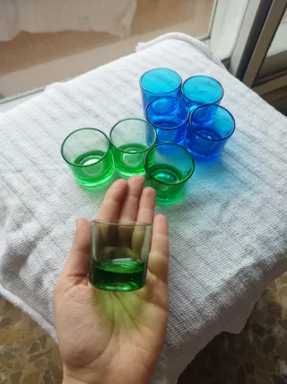Vasos de chupito de cristal (azul y verde)