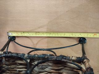 Garrafeira 12 Garrafas em Metal e Vime