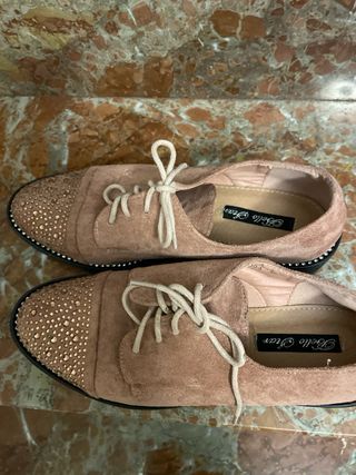 Zapatos planos con pedrería