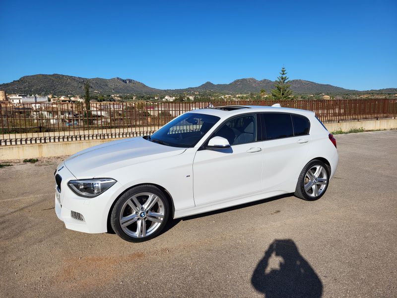 BMW 118d xDrive Pack M | Techo solar | Único dueño - foto 1