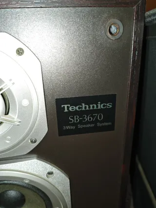 Altavoces Technics SB-3670