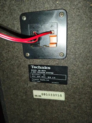 Altavoces Technics SB-3670