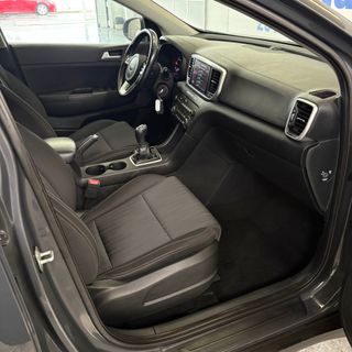 Kia Sportage 1.6 MHEV Business 100kW (136CV) 4x2