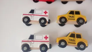 Colección 9 coches madera (2 remolques)