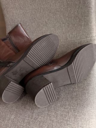 Botas castanhas cano alto Tolino