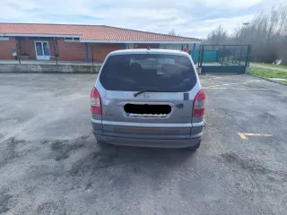 Opel Zafira 2004