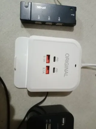 Multipresa USB 3 porte + lettore schede