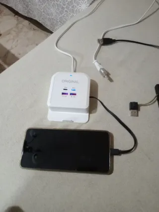 Multipresa USB 3 porte + lettore schede