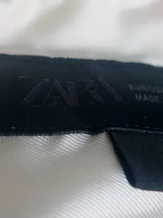 Blusa Zara nueva Beige y Negra Talla M