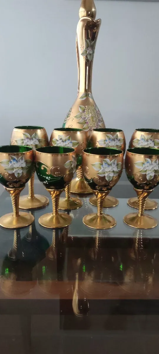 Jarra y  8 copas cristal Murano oro y verde