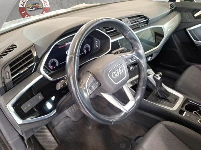 Audi Q3 business (2020)