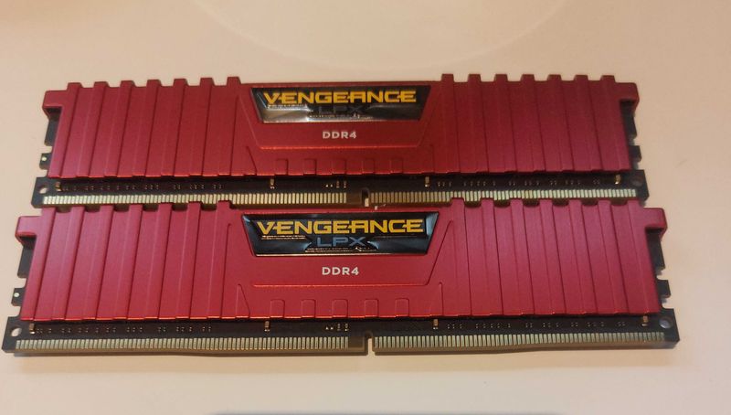 Corsair Vengeance LPX DDR4 32GB (2x16GB)