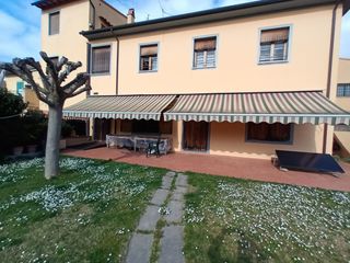 2 Tende da Sole 6x3m Manuali Usate