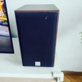 Altavoces Dali Spektor 2 + Pies Dynavox