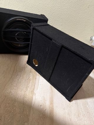 Caja de altavoz Pioneer negra