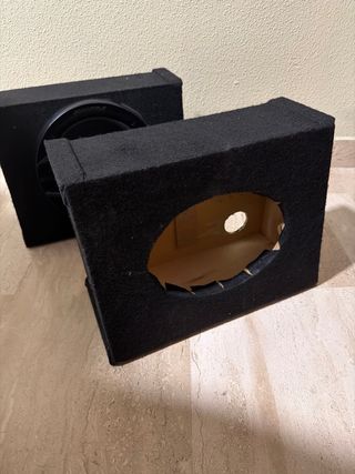 Caja de altavoz Pioneer negra