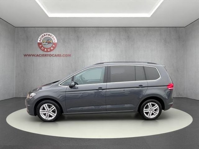 Volkswagen Touran Advance (2020)