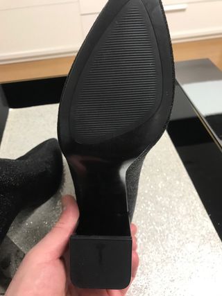 Botines elásticos negros brillantes talla 37