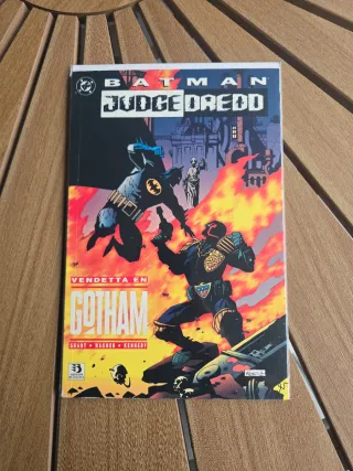 Batman Juez Dredd Vendetta en Gotham