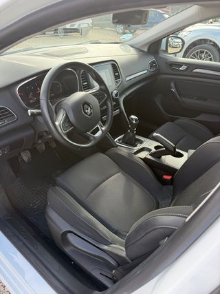 Renault Mégane S.T. Business Blue dCi 85 kW (115CV)