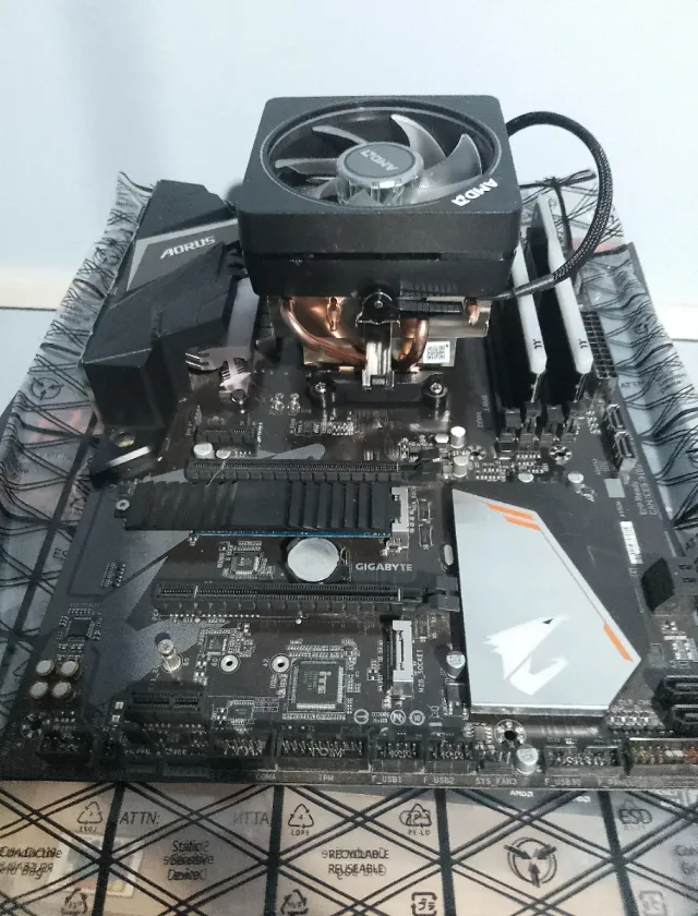 Placa Base B450 + Ryzen 7 2700X