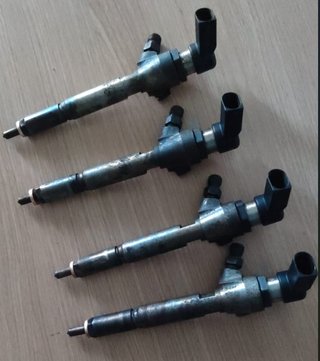 4 Inyectores Siemens Renault 1.5 DCI H8200294788