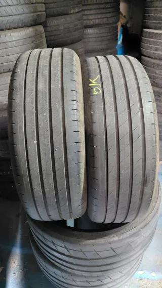 Neumático 215/60/16