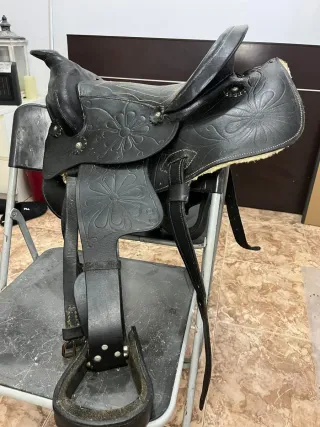 Montura de Poni Negra