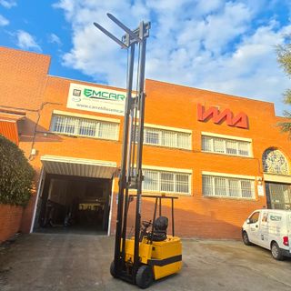 Carretilla elevadora Jungheinrich 1600 kg