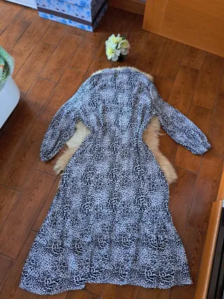 Vestido largo estampado animal print Zara